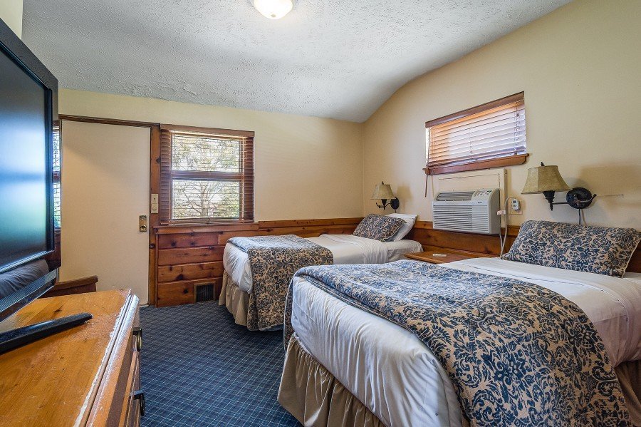 Tyrol Lodge